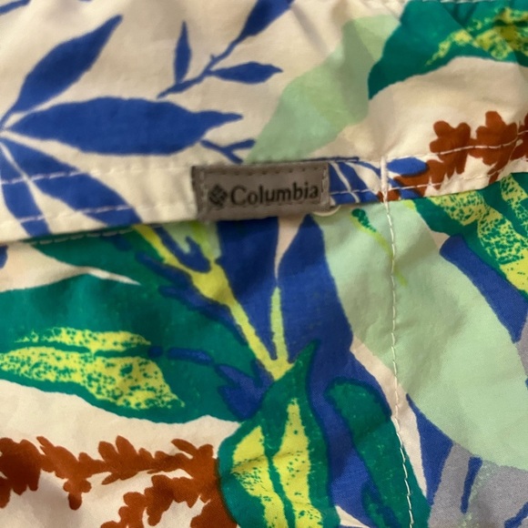 Columbia Shorts XL - Picture 3 of 4